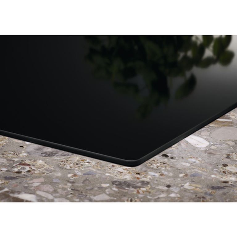 Electrolux EIS82449C Nero Da incasso 80 cm Piano cottura a induzione 4 Fornello(i)_ELECTROLUX_3_big-image