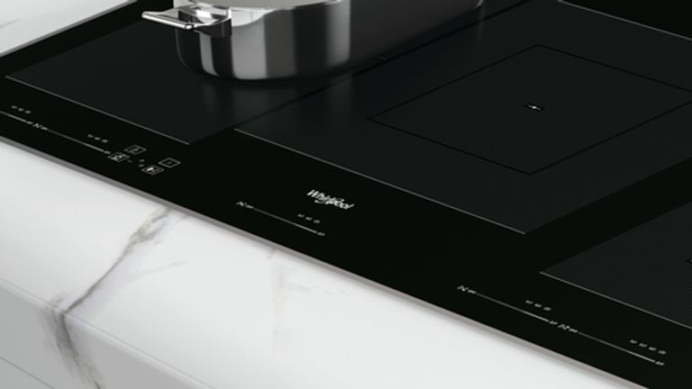 Whirlpool WT 1090 BA Nero Da incasso 90 cm Piano cottura a induzione 5 Fornello(i)_WHIRLPOOL_6_big-image