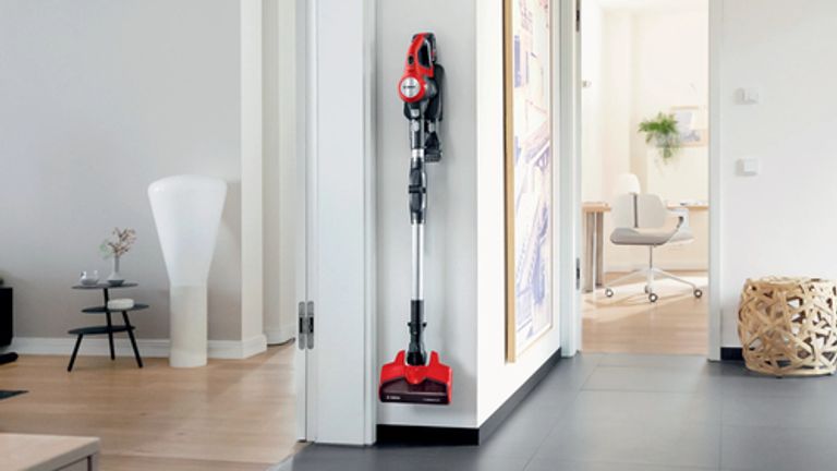 Bosch BCS711PET scopa elettrica Batteria Secco Senza sacchetto 0,3 L Nero, Rosso 3 Ah_BOSCH_18_big-image