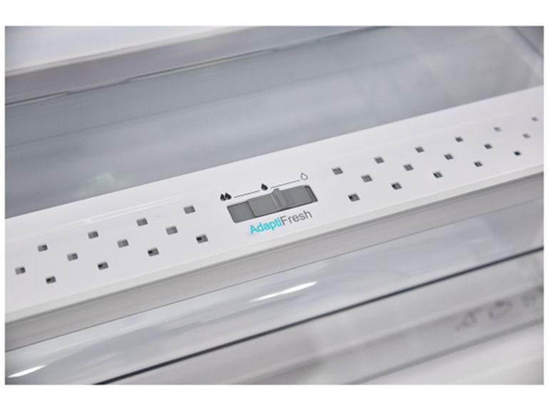 Sharp SJ-BA05DMXWF-EU frigorifero con congelatore Libera installazione 270 L F Bianco_SHARP_8_big-image