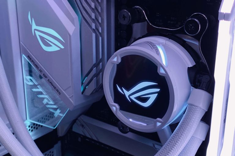 ASUS ROG Strix LC 240 RGB White Edition raffredamento dell'acqua e freon_ASUS_16_big-image