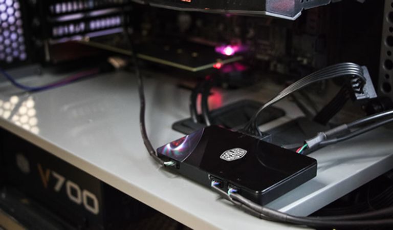 Cooler Master RGB LED Controller_COOLER MASTER_13_big-image