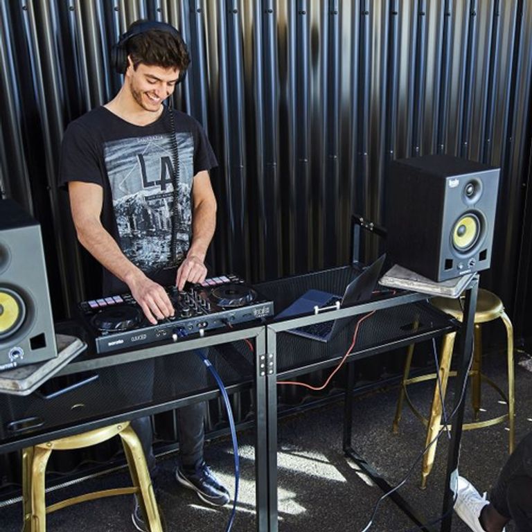 Hercules Inpulse 500 Mixer con controllo DVS (Digital Vinyl System) Nero_HERCULES_7_big-image