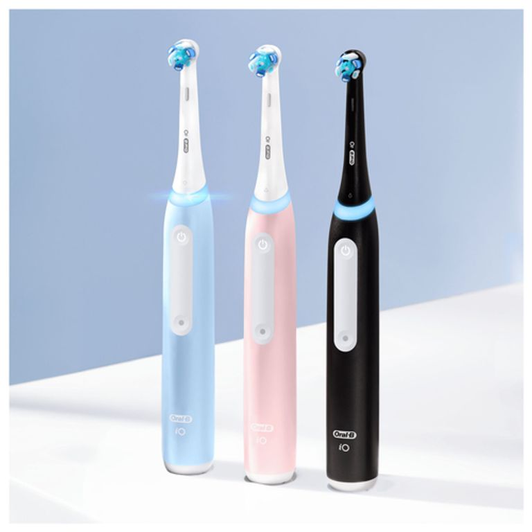 Oral-B Spazzolino Elettrico iO 3 Nero, 1 Testina_ORAL-B_4_big-image