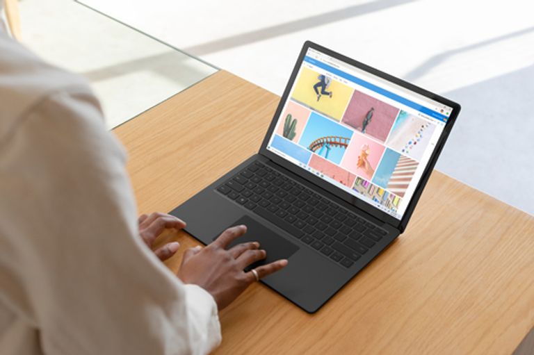 Microsoft Surface Laptop 3 Computer portatile 34,3 cm (13.5") Touch screen Intel® Core™ i5 i5-1035G7 8 GB LPDDR4x-SDRAM 256 GB SSD Wi-Fi 6 (802.11ax) Windows 10 Pro Nero_MICROSOFT_6_big-image