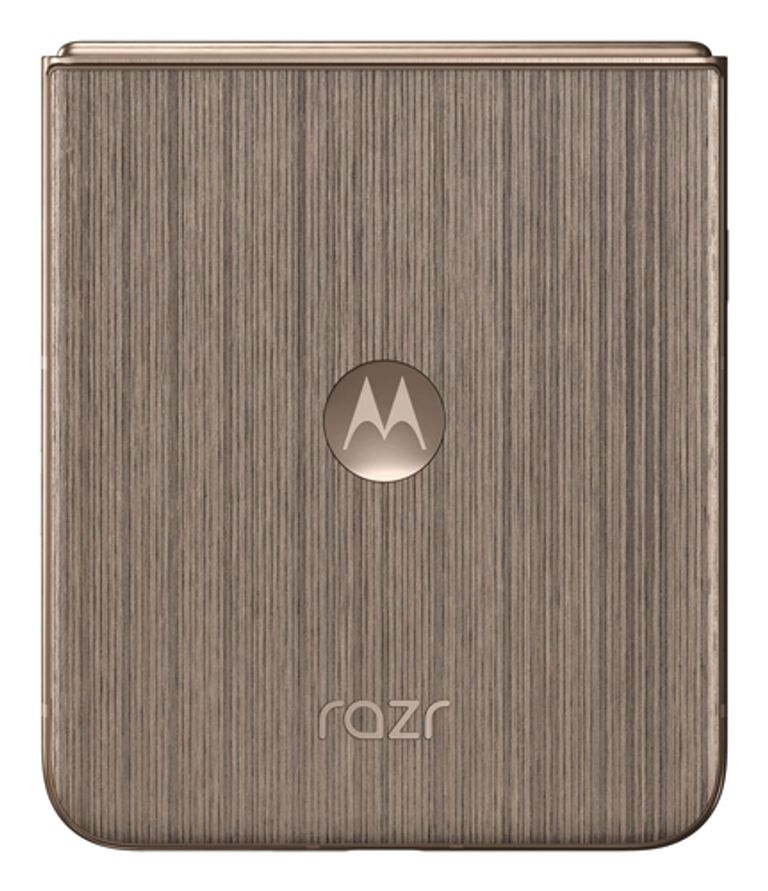 Motorola razr 60 Ultra con Moto AI (16/512GB, 50+50MP, selfie 50MP, display esterno 4.0" interno 7" pOLED 165Hz, Qualcomm Snapdragon 8 Elite, 4700mAh, 5G, Dual SIM, Android 15) PANTONE Mountain Trail_MOTOROLA_2_big-image